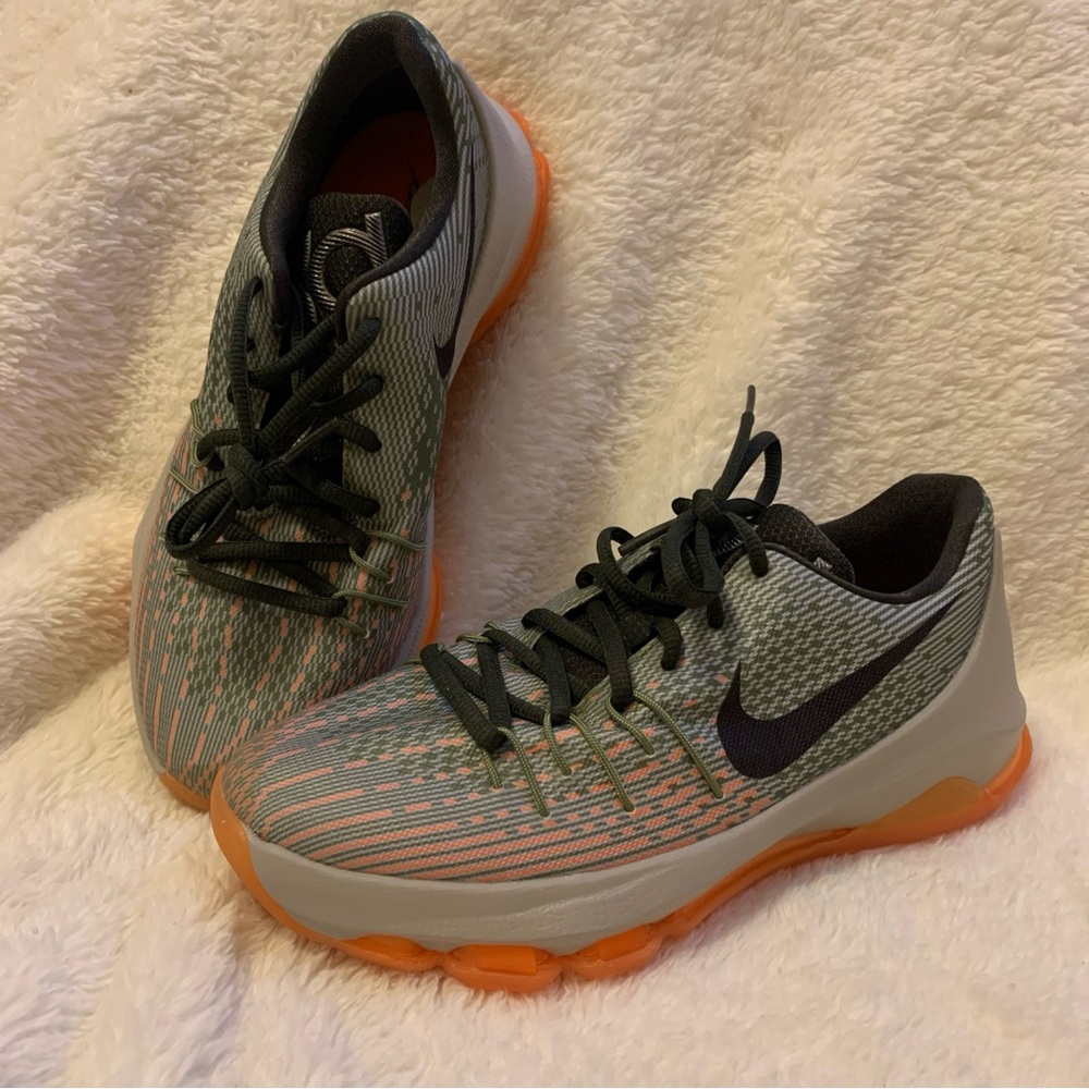 Youth Nike KD 8 Kevin Durant Easy Euro Basketball Shoes 768867-033 Size 5Y NWOB.